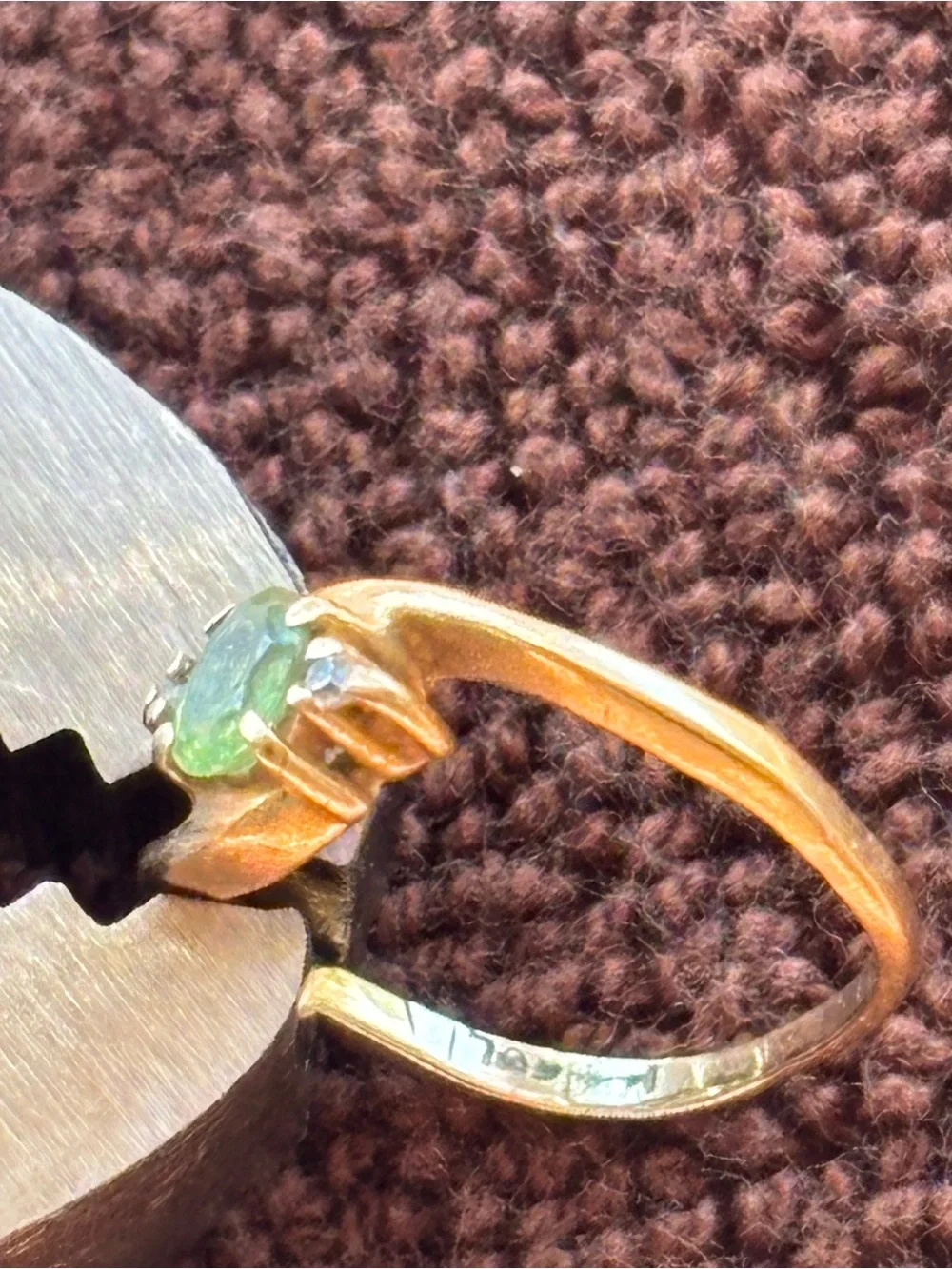 Girl’s 14K Green Gemstone Twist Ring - girl’s birthstone ring. Size 2.5
